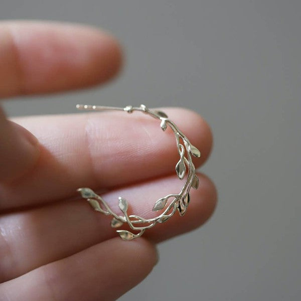 14K Gold Fairy Leaf Earring