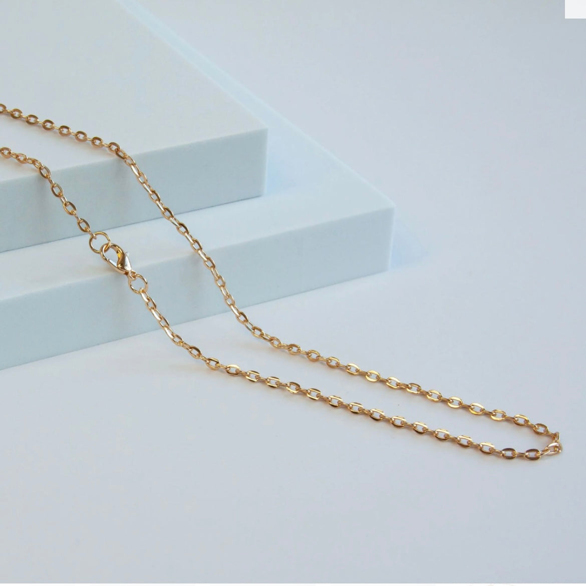 Gold Tone Base Medal Flat Oval Chain