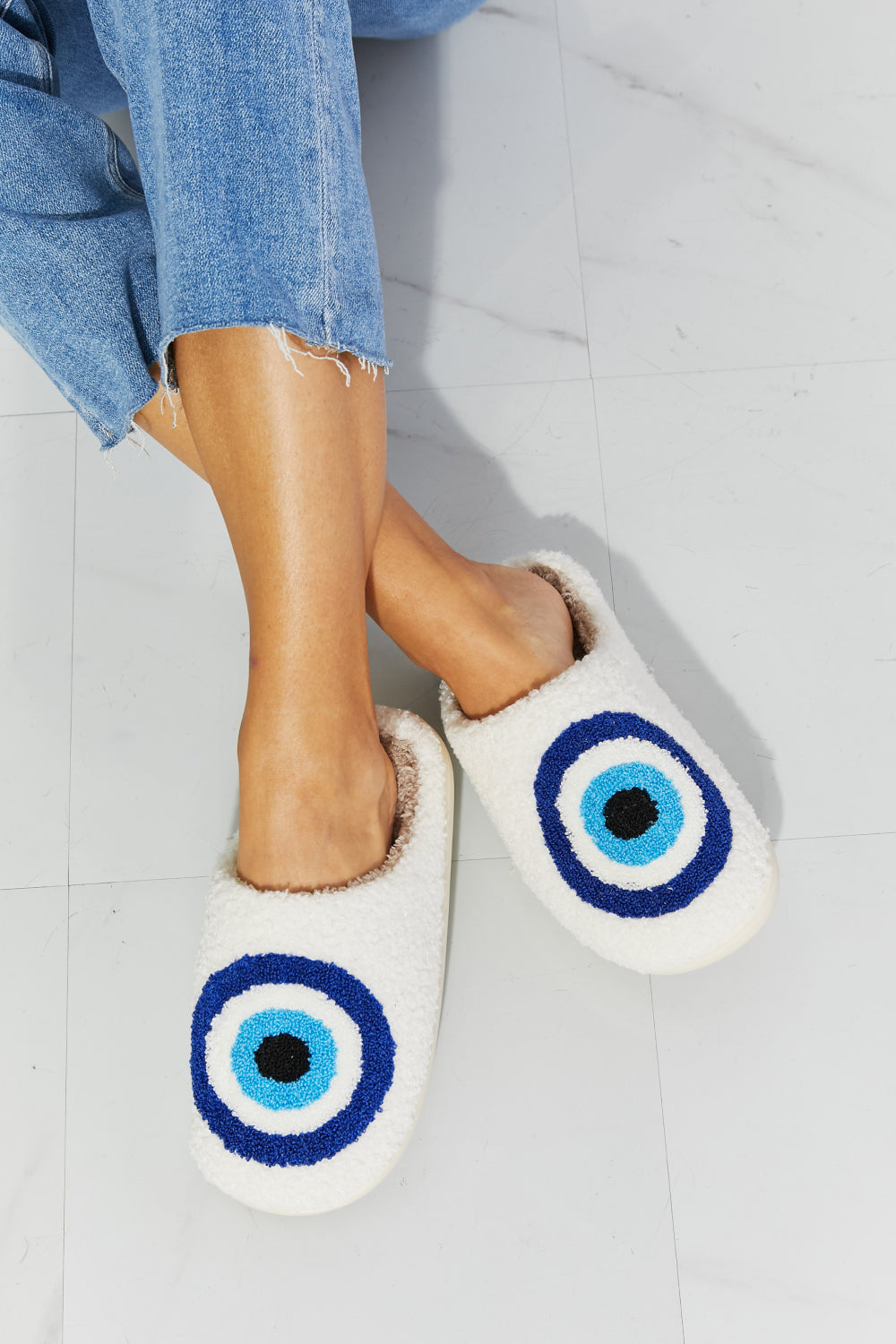 Eye Plush Slipper - Executive Gypsy