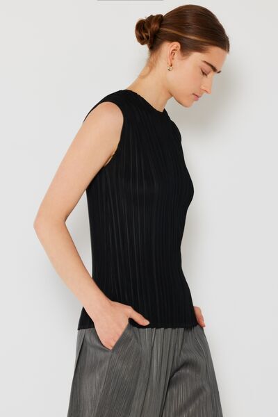 Pleated Sleeveless Crewneck Tank